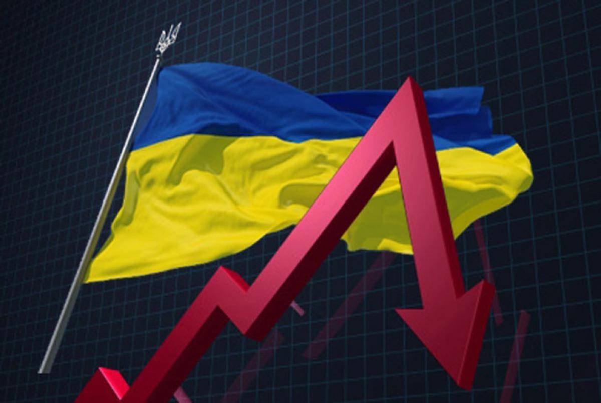 Şmıqal: “Ukrayna iqtisadiyyatı müharibəyə görə 30% azalıb,