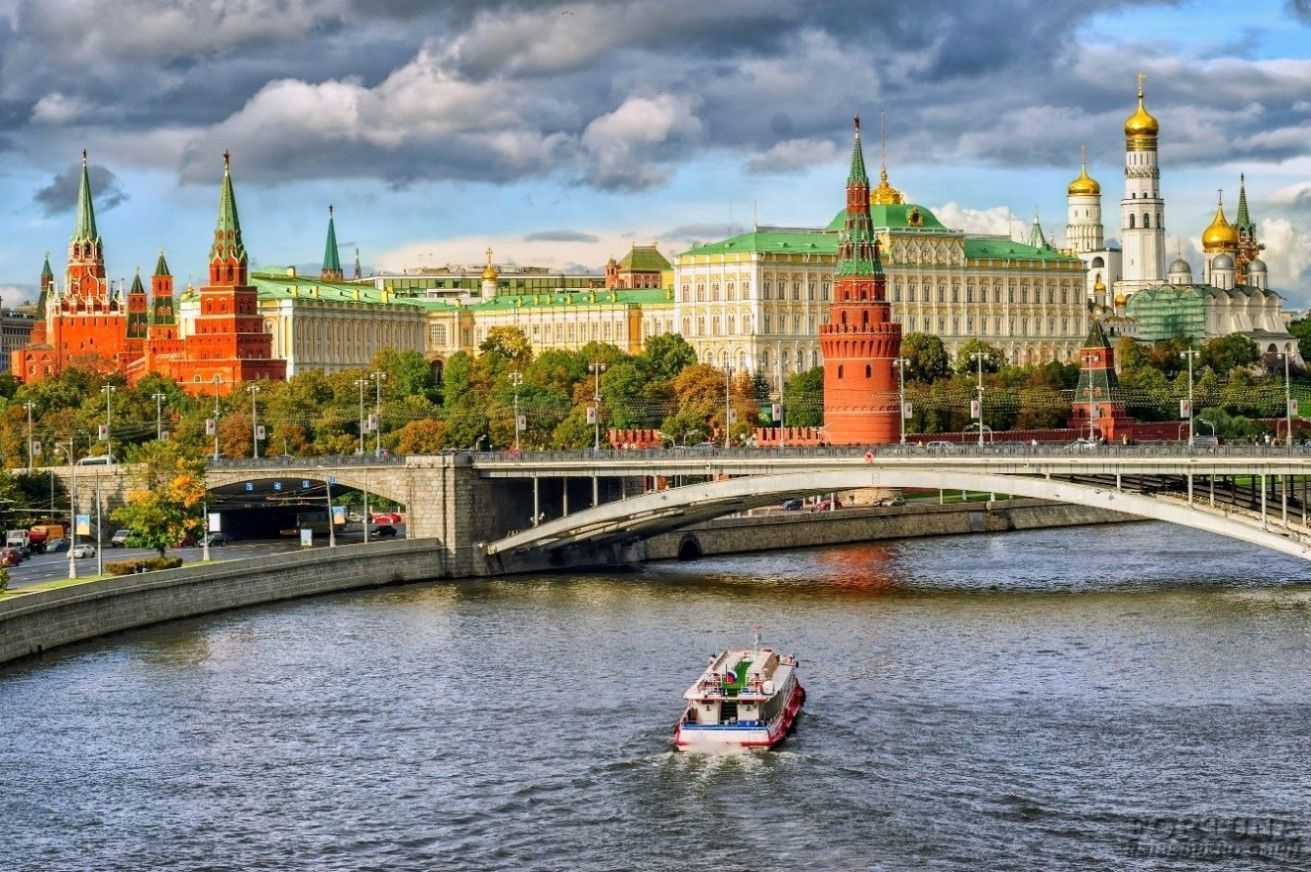 Kreml Makronun NATO ilə bağlı bəyanatına cavab verdi - VİDEO