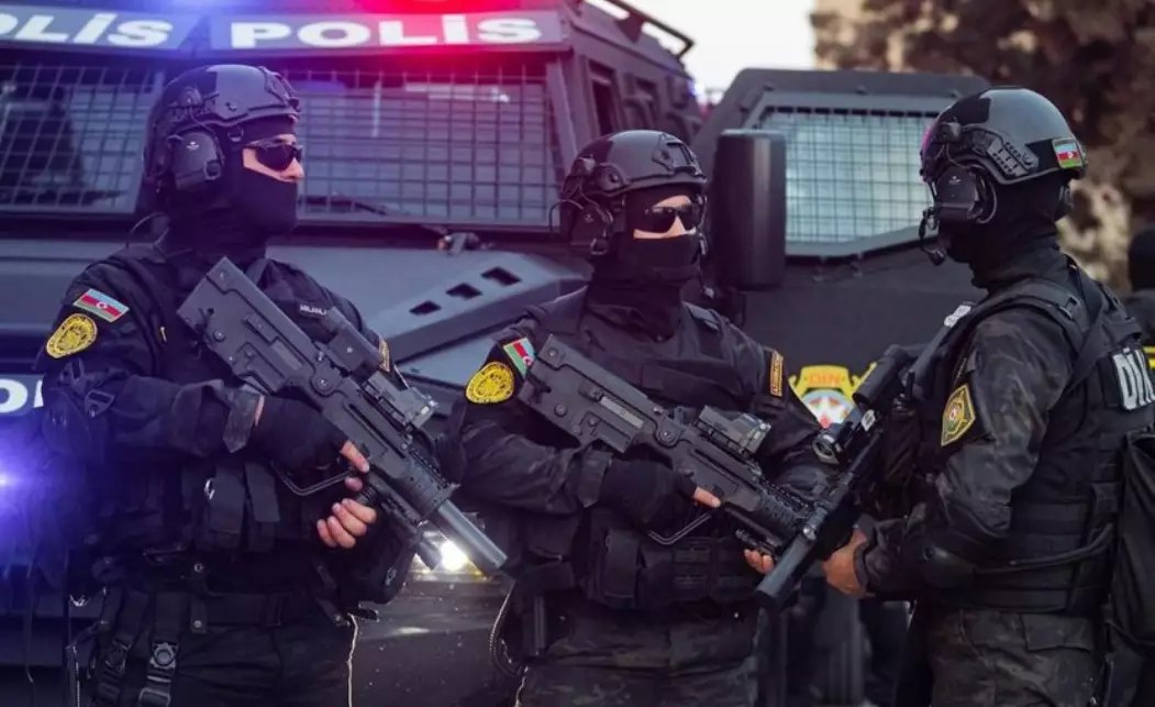 SON DƏQİQƏ: Polis əməliyyat keçirdi - 19 silahlı HƏBS EDİLDİ - VİDEO