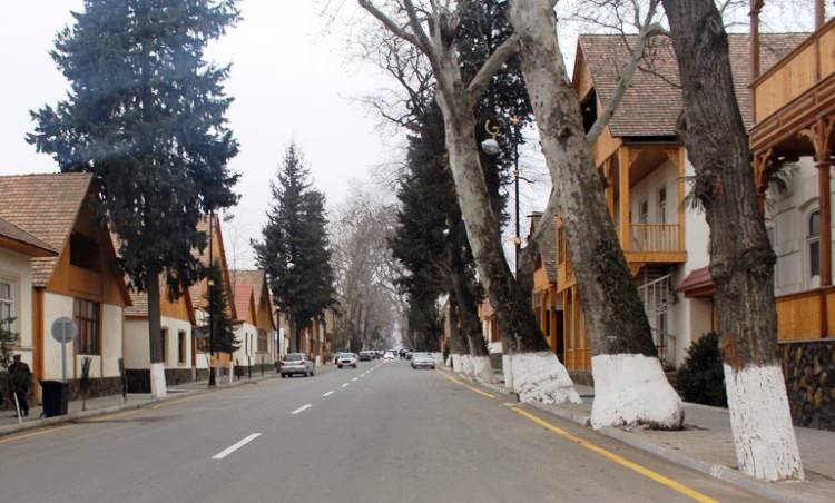 Göygöldə ağır qəza - 1 ölü, 3 yaralı var Göygöldə ağır qəza - 1 ölü, 3 yaralı var