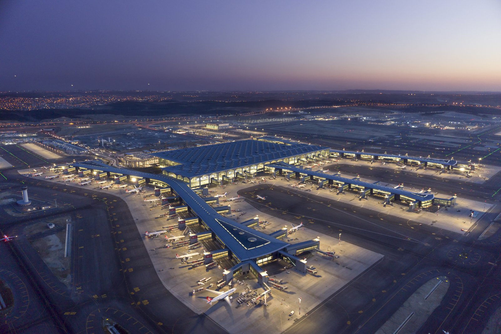 İstanbul Hava Limanı Avropanın ən işlək aeroportu SEÇİLİB