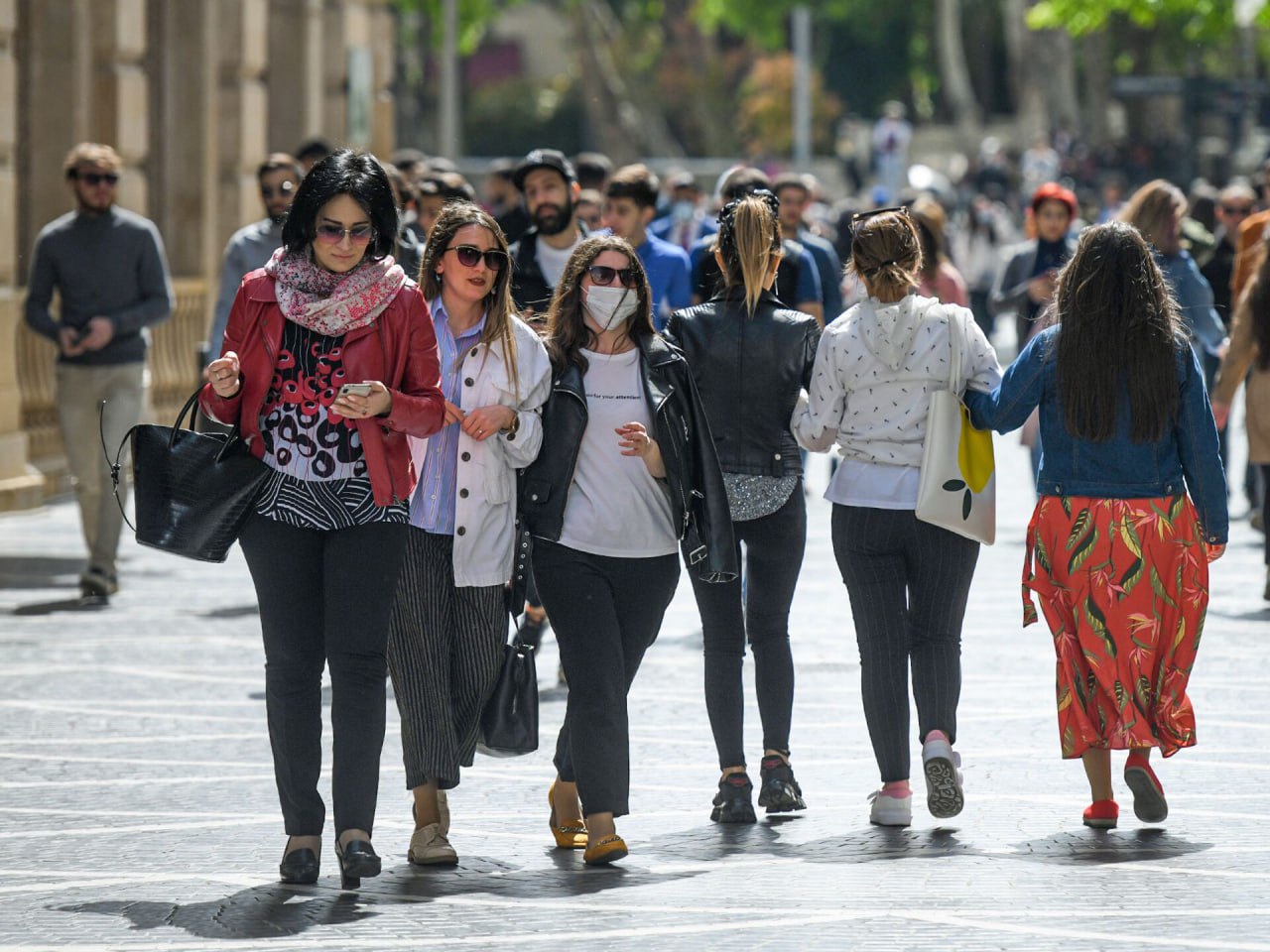 Qadınların ölkənin siyasi həyatında iştirakına əhalinin münasibəti necədir? – SORĞU 