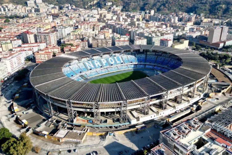 “Napoli” yeni stadion tikir