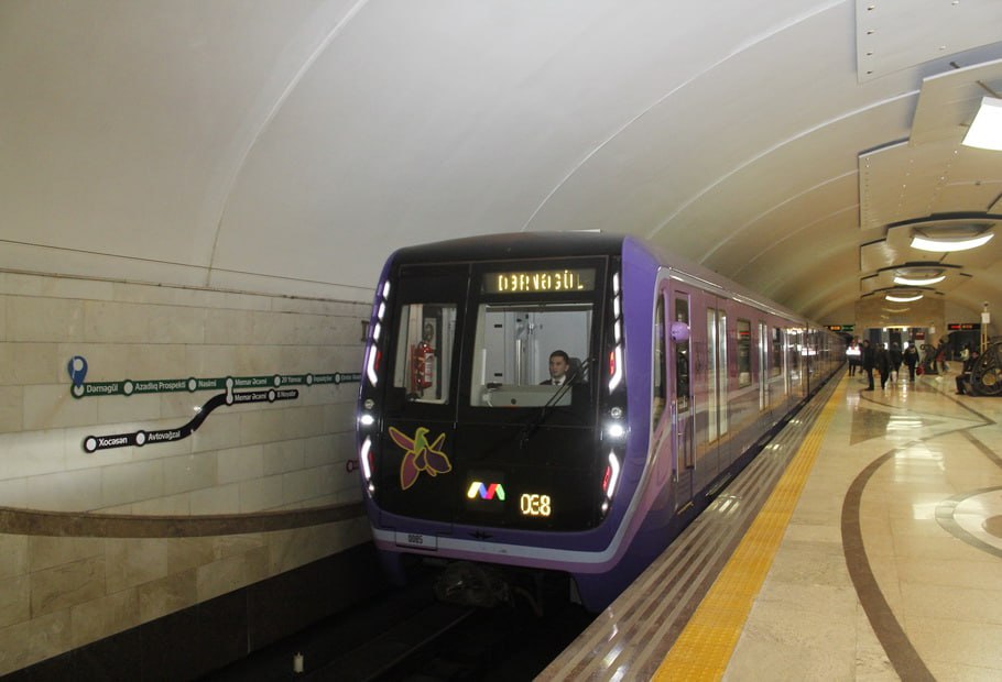 Bakı metrosunda qatarların hərəkətində niyə gecikmə baş verib? – RƏSMİ AÇIQLAMA 
