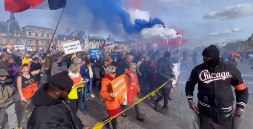 Fransızlar Parisin Ukraynaya dəstəyinə ETİRAZ EDİRLƏR - VİDEO 