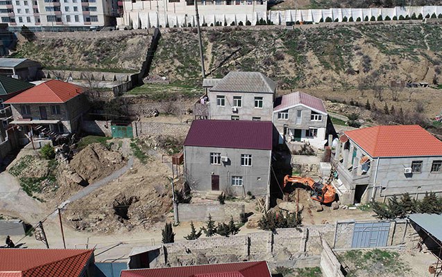 Fərdi yaşayış evi sökülmədən qəza aradan qaldırıldı - FOTO/VİDEO