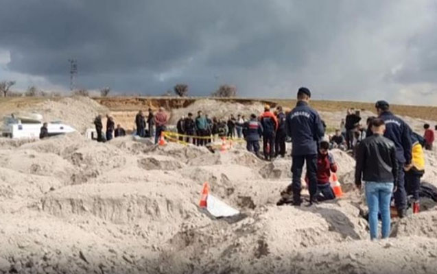 Türkiyədə yeraltı kartof anbarı çökdü - 2 ölü, 4 yaralı var