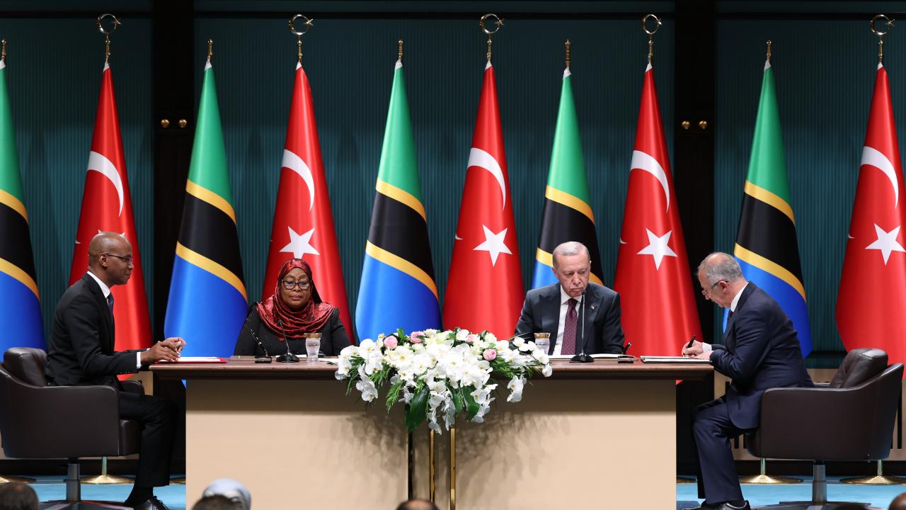 Türkiyə ilə Tanzaniya arasında 6 müqavilə imzalandı