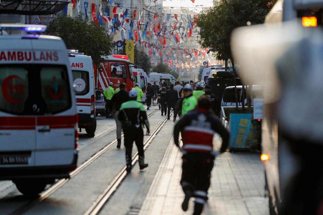 Taksimdə terror törədən suriyalı qadına HÖKM OXUNDU - FOTO