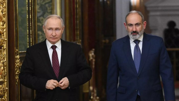 Paşinyan mayın 8-də Moskvada Putinlə görüşəcək