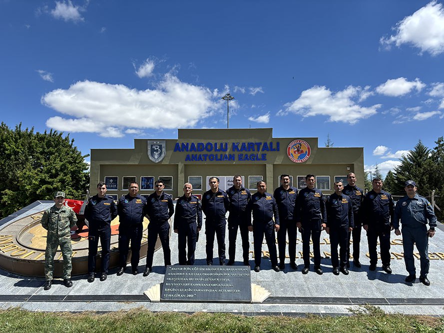 Xüsusi təyinatlılarımız beynəlxalq təlimdə iştirak edir - FOTO/VİDEO