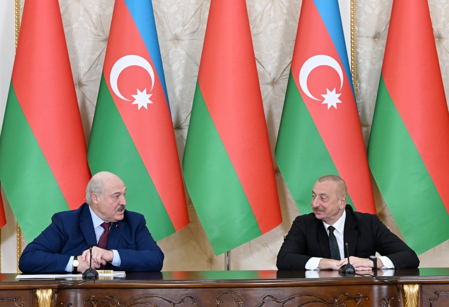 Lukaşenko: “Azərbaycanın timsalında Qafqazda olduqca güclü, lider ölkə mövcuddur”