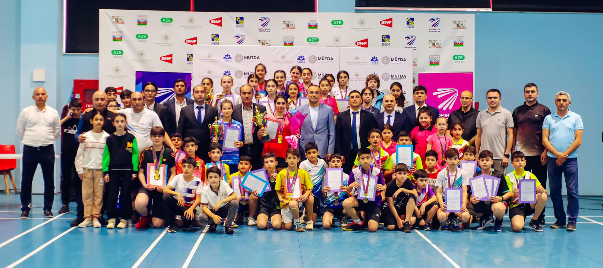 Məktəblilər arasında badminton üzrə yarış keçirildi – FOTO  