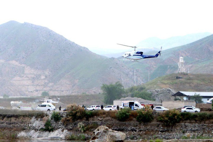 İran Prezidentinin helikopterin sərhədimizdən lentə alınan son FOTOSU
