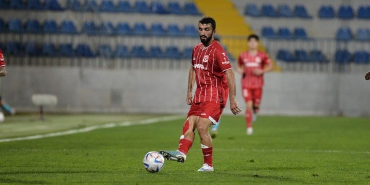 “Araz Naxçıvan” daha bir futbolçu müqaviləni UZATDI