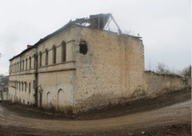 Şuşadakı tarixi xəstəxana binası BƏRPA OLUNUR - FOTO  