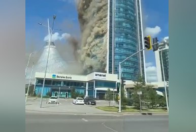 Astanadakı yanğın söndürüldü, 12 nəfər təxliyə edildi - VİDEO 