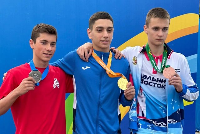 Azərbaycan üzgüçüsü beynəlxalq turnirdə qızıl medal qazandı - FOTO