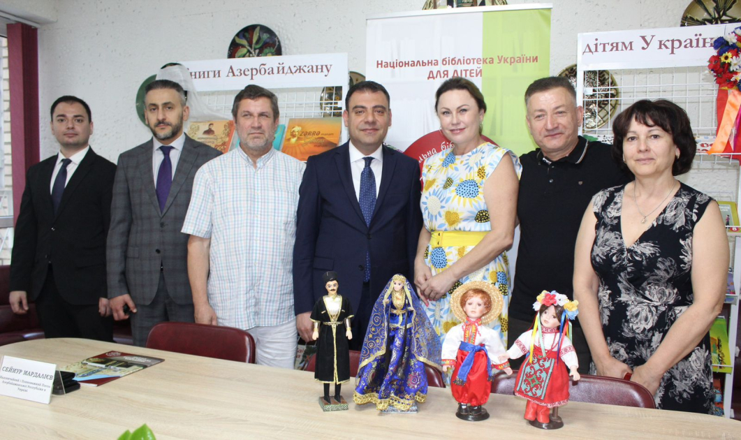 Azərbaycan Ukrayna Milli Uşaq Kitabxanasının təmirinə maliyyə yardımı ayırdı – FOTO  