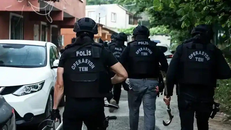 İstanbulda 289 nəfər saxlanıldı - Miqrant qaçaqçılığı ilə məşğul olublar