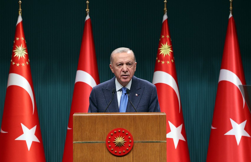 Ərdoğan UEFA-nı sərt tənqid etdi: “Mövqeyi Türkiyə xalqını cəzalandırmaq cəhdidir” Ərdoğan UEFA-nı sərt tənqid etdi: “Mövqeyi Türkiyə xalqını cəzalandırmaq cəhdidir”