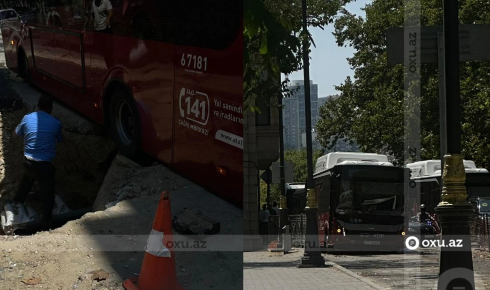 Bakıda sərnişin avtobusu çuxura düşdü