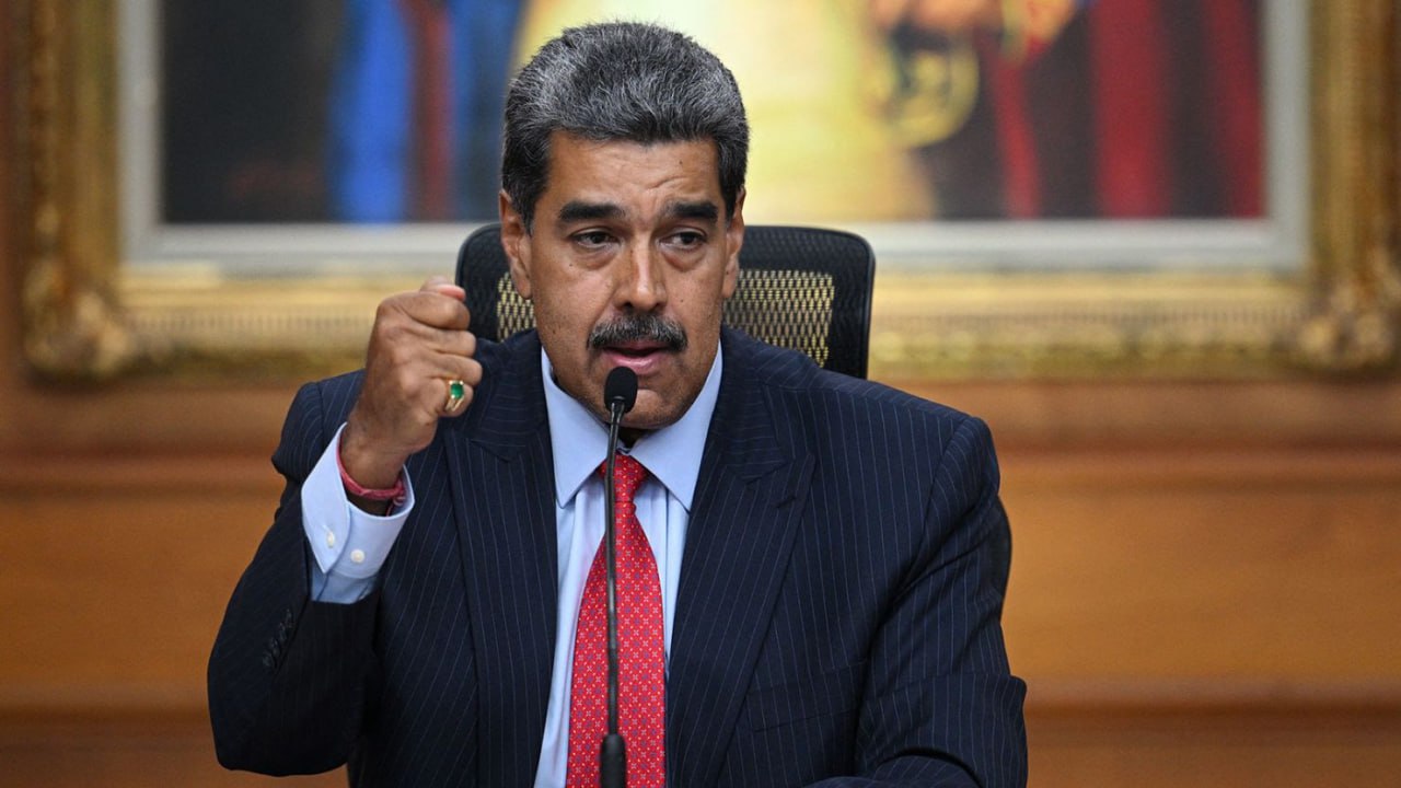 Madurodan MARAQLI ADDIM – Canlı yayımda “WhatsApp”ı sildi – VİDEO