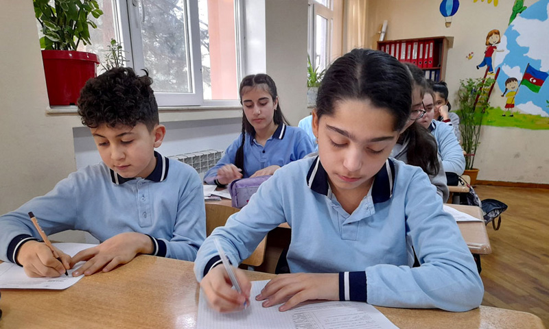 Şagirdlərin elektron yerdəyişməsinə BAŞLANILDI Şagirdlərin elektron yerdəyişməsinə BAŞLANILDI