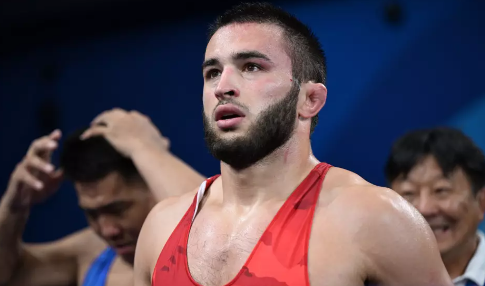 Paris-2024: Sərbəst güləşçimiz 1/4 finalda məğlub oldu