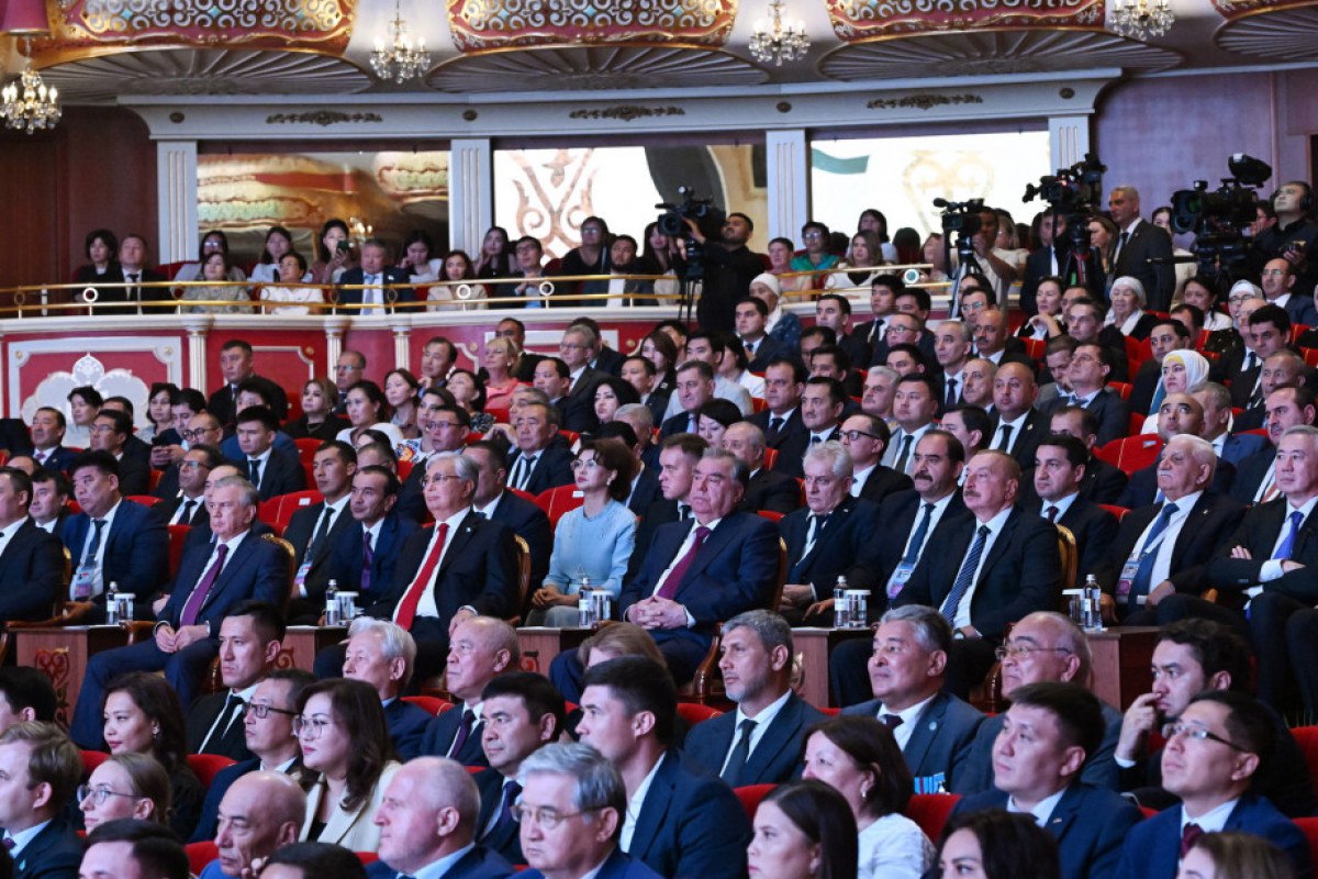 İlham Əliyev Astanada qala konsertdə iştirak edib - FOTO/VİDEO