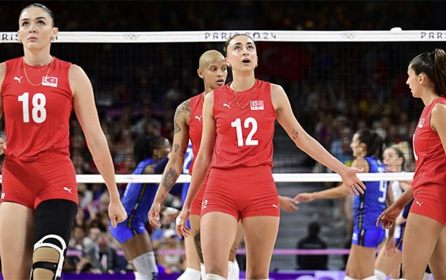 Türkiyənin qadın voleybolçuları yarımfinalda uduzdu