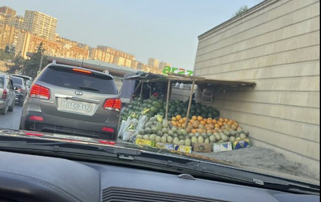 Bakıda narazılıq yaradan qarpız satışı məntəqəsi yığışdırıldı