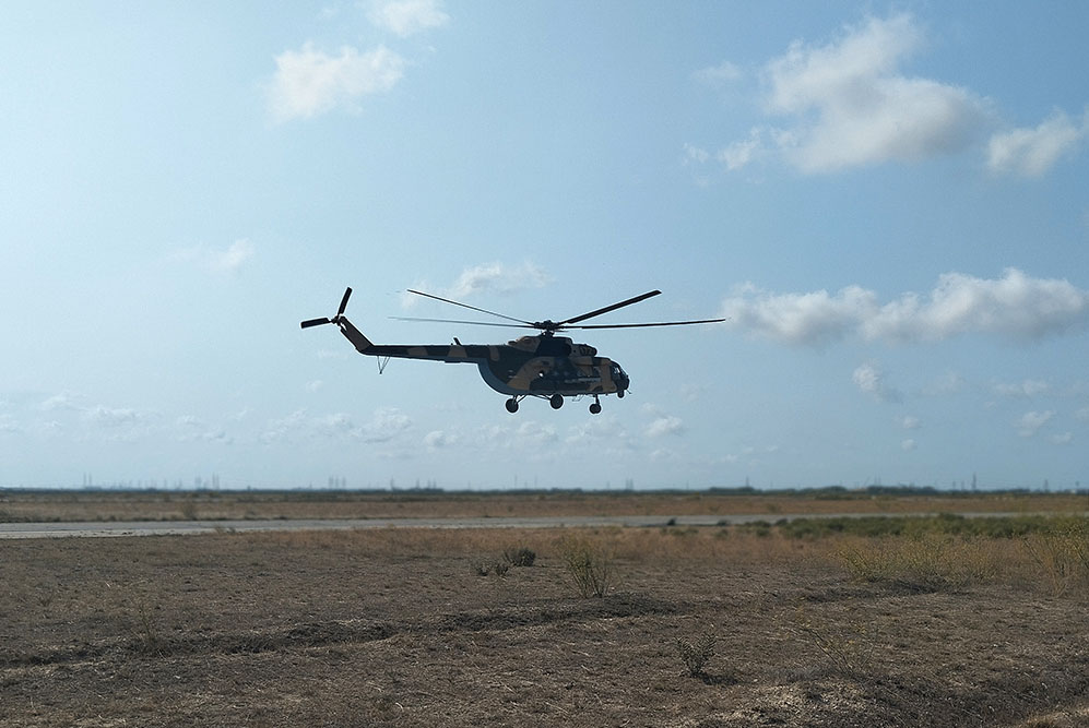 Hərbi helikopterlərimiz havaya qaldırıldı – VİDEO