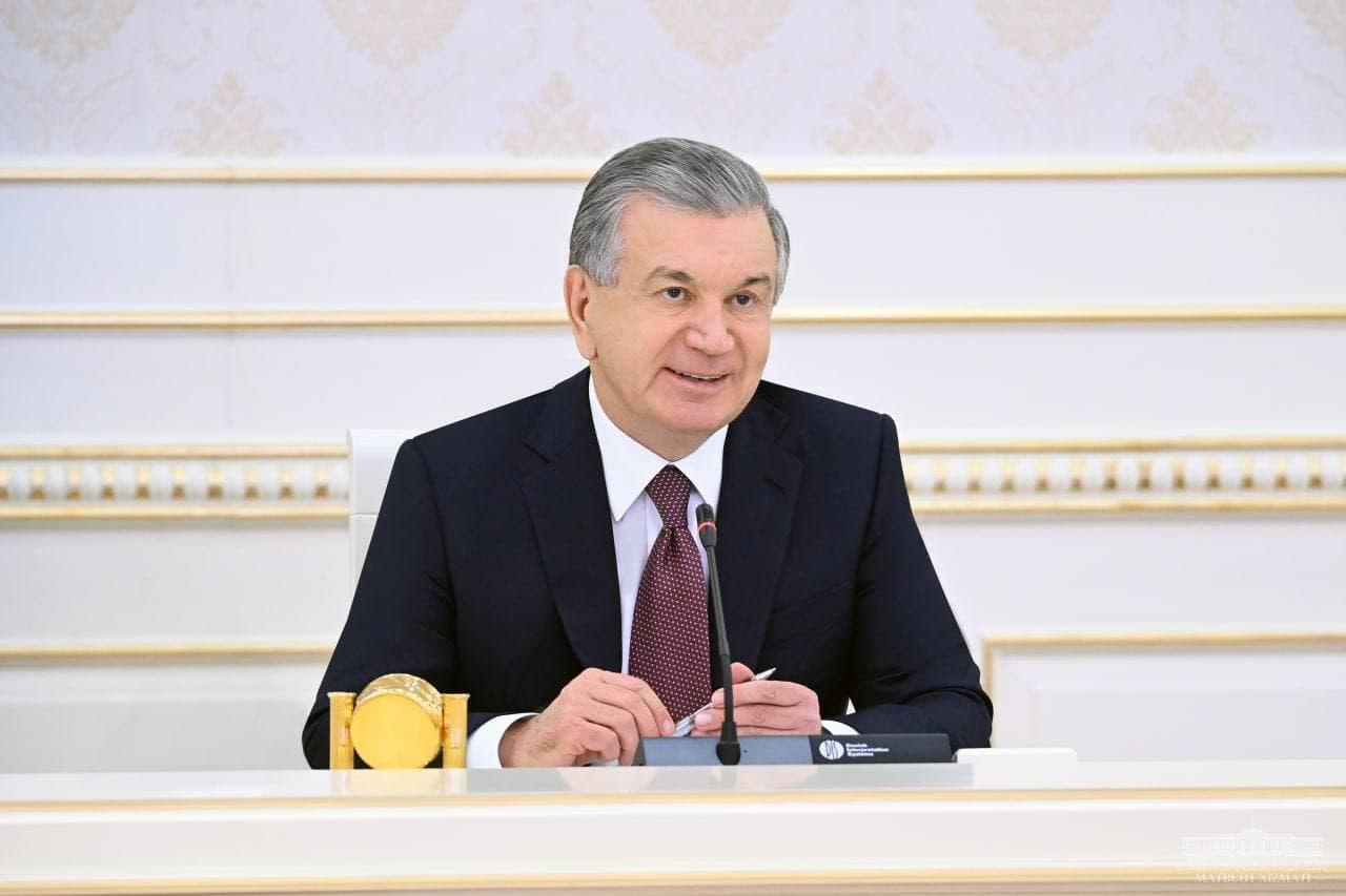 Şavkat Mirziyoyev İlham Əliyevin nəvələri ilə tanış oldu - FOTO