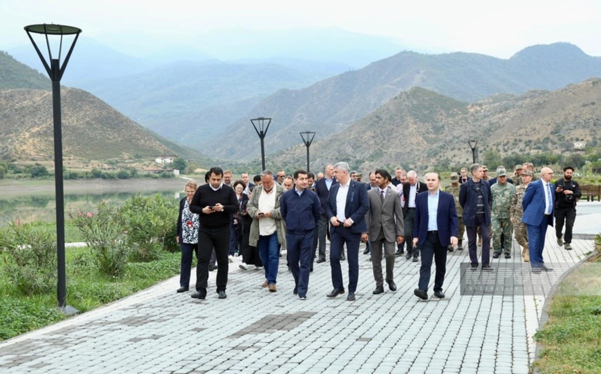 Xarici diplomatlar Suqovuşanda - FOTO/VİDEO