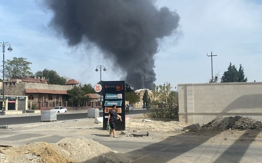 Bakıda güclü YANĞIN: Yol bağlandı – FOTO/VİDEO - YENİLƏNİB