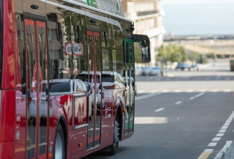 Sərnişinlərin NƏZƏRİNƏ! Bakıda bu avtobusların hərəkət istiqaməti dəyişdirilir