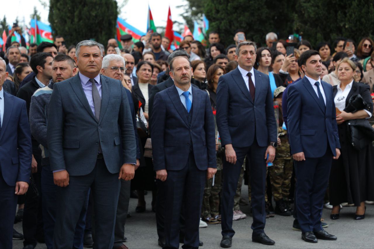 Gəncədə Anım Günü ilə əlaqədar olaraq ümumşəhər tədbiri keçirilib - FOTO