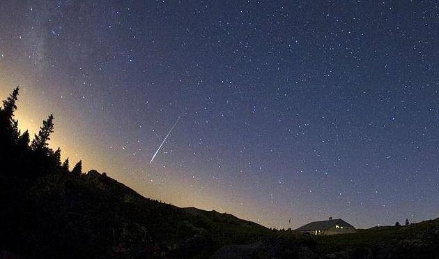 Bu tarixədək meteor yağışı OLACAQ