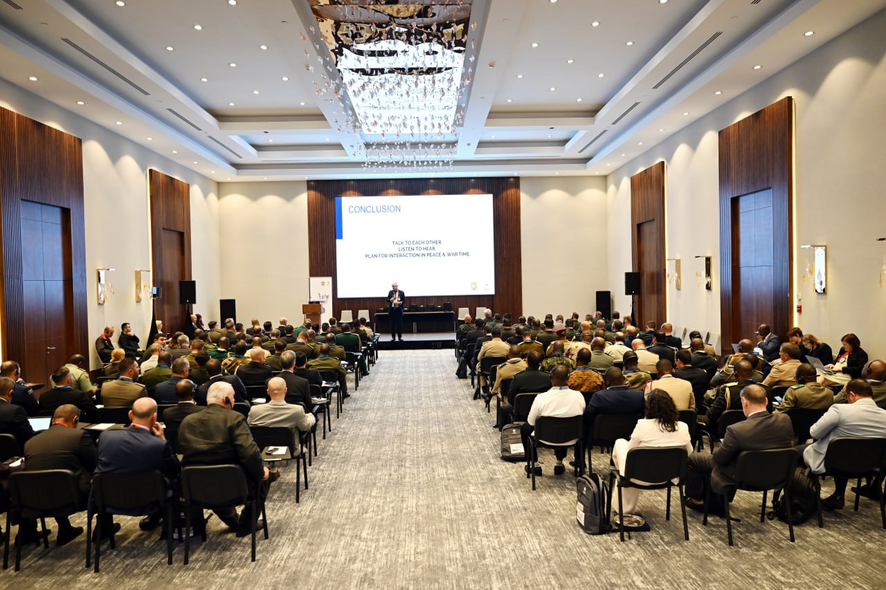 Müdafiə Nazirliyi və BQXK-nın yüksək səviyyəli seminari BAŞA ÇATDI - FOTO