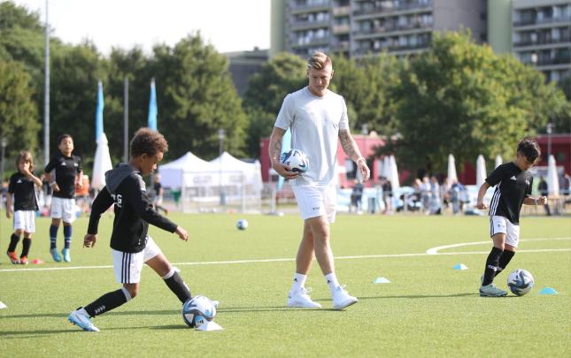 Toni Kroos məşqçilik kurslarına yazıldı