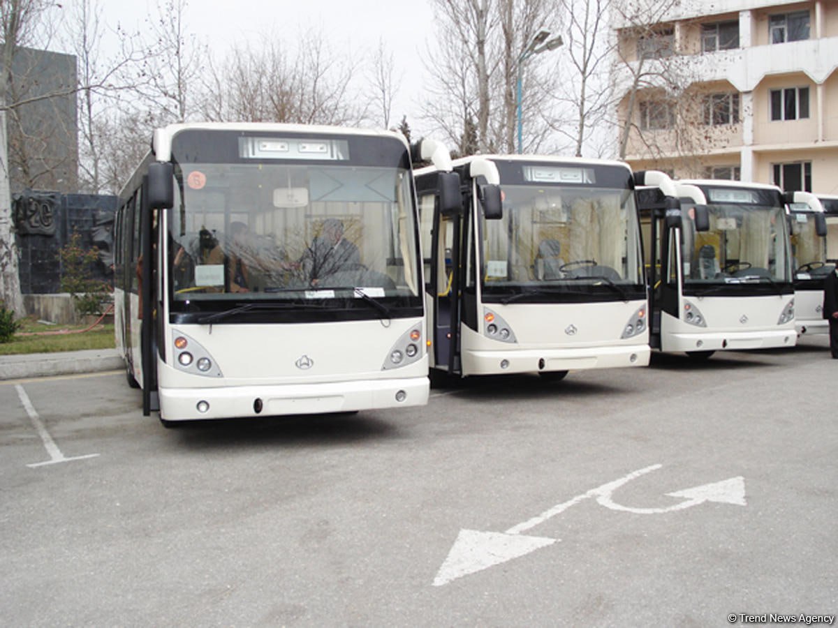 3 ildir kartsız işləyən Sumqayıt AVTOBUSLARI – AYNA nağdsız ödənişlə niyə RAZILAŞMADI ?