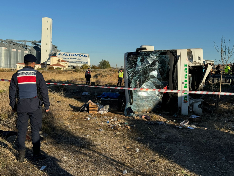 Türkiyədə avtobus aşdı: 6 ölü, 36 yaralı – ANBAAN VİDEO