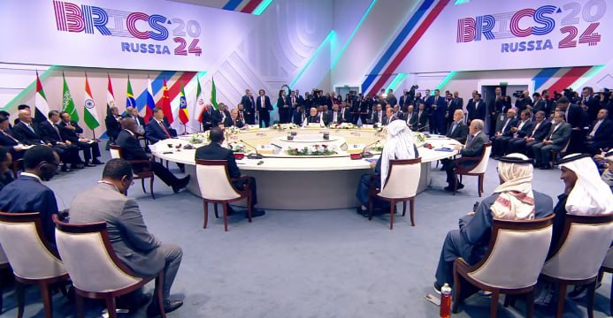 Kazanda BRICS liderlərinin məhdud tərkibdə görüşü BAŞLAYIB - VİDEO