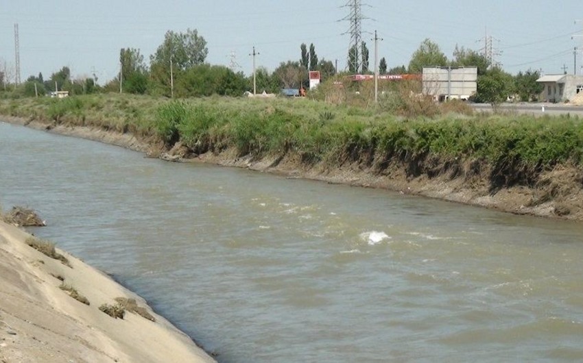 Balıq tutarkən kanala düşdü