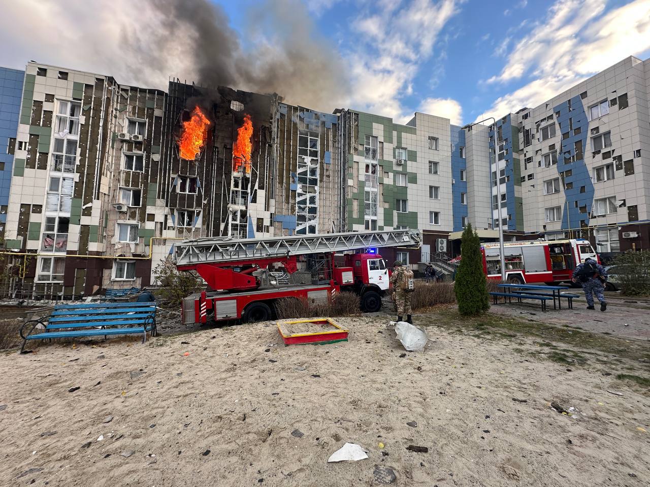 Ukrayna ordusu Belqorodda yaşayış binasına PUA atdı - FOTO/VİDEO