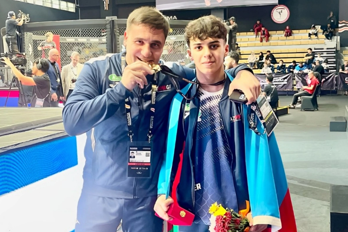 Azərbaycanlı MMA döyüşçüsü dünya çempionu oldu - FOTO