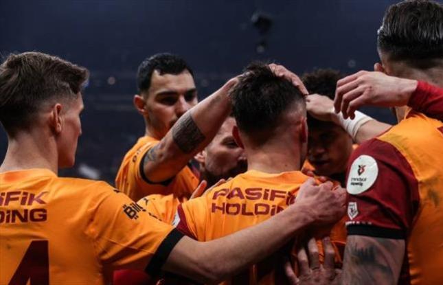 “Qalatasaray” - “Trabzonspor” matçında 7 qol