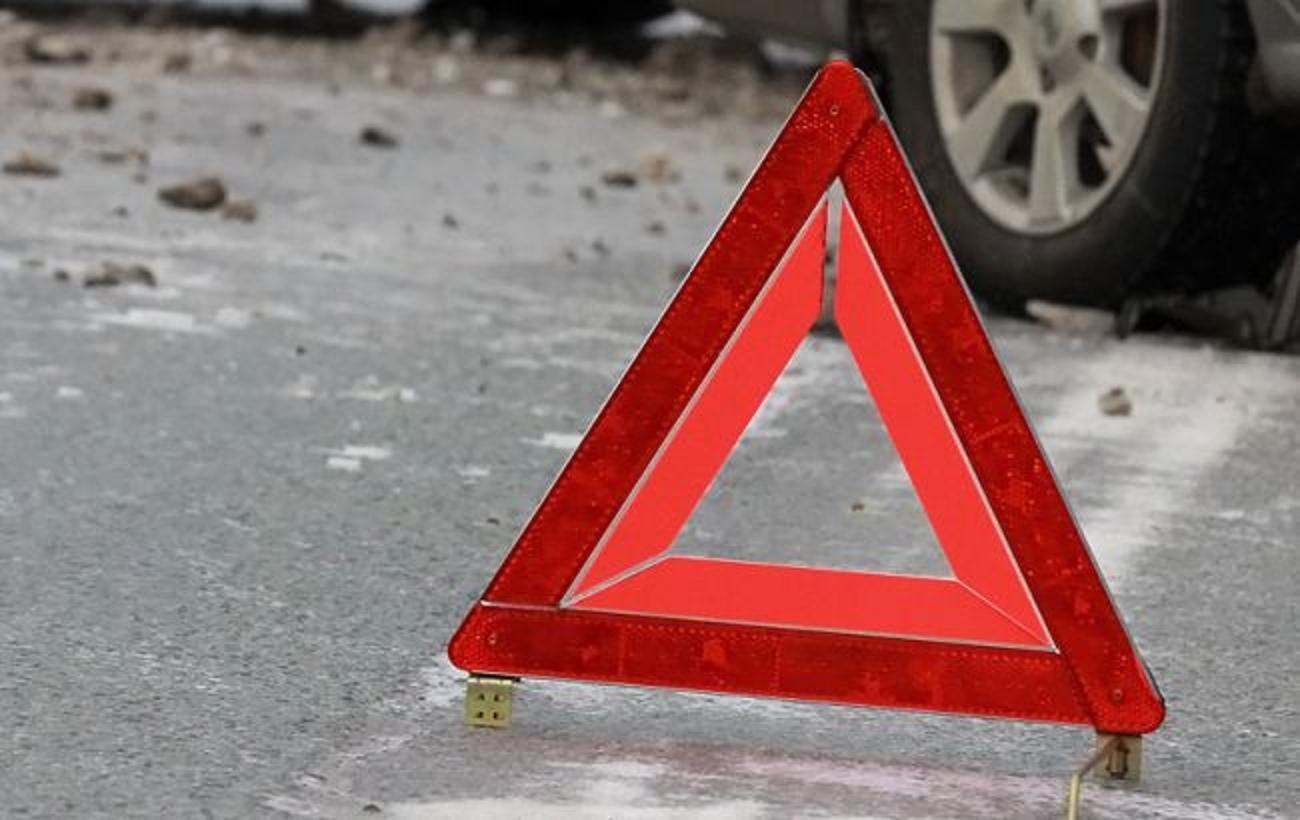 Qazaxda traktor aşıb, ölən var Qazaxda traktor aşıb, ölən var
