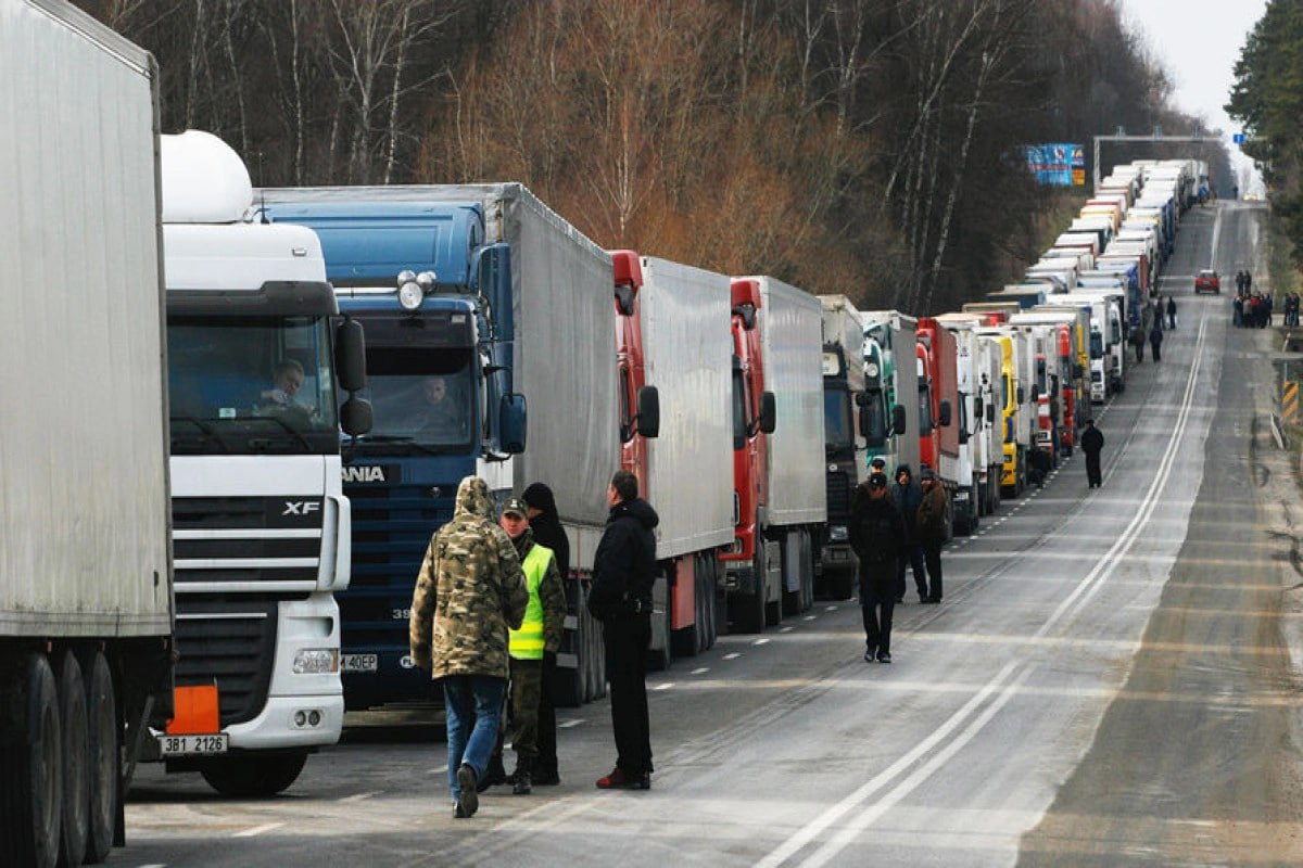 Ermənistanın 400 yük maşını Rusiya-Gürcüstan sərhədini keçə bilmir